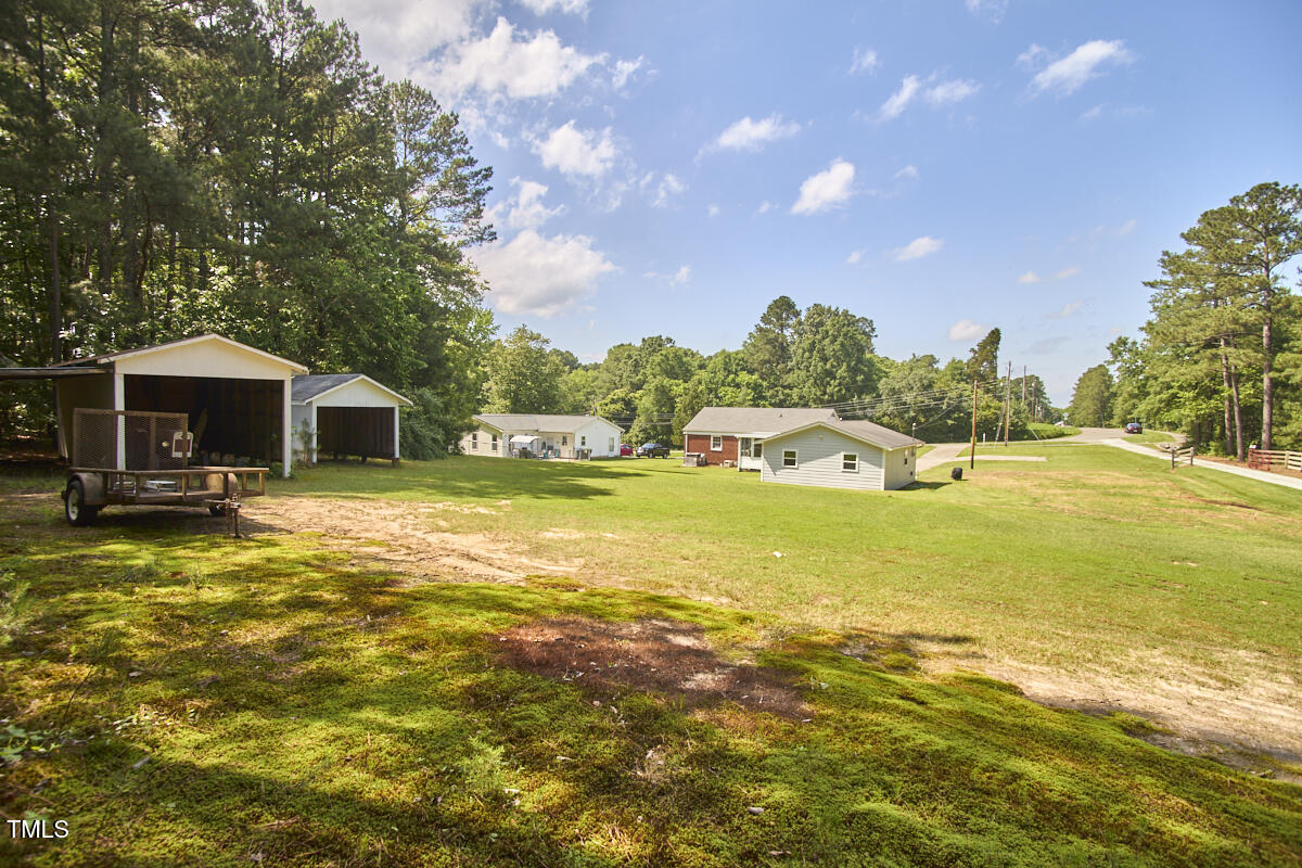 1105 Horseshoe Road Durham, NC 27703 - Photo 26 of 31 26
