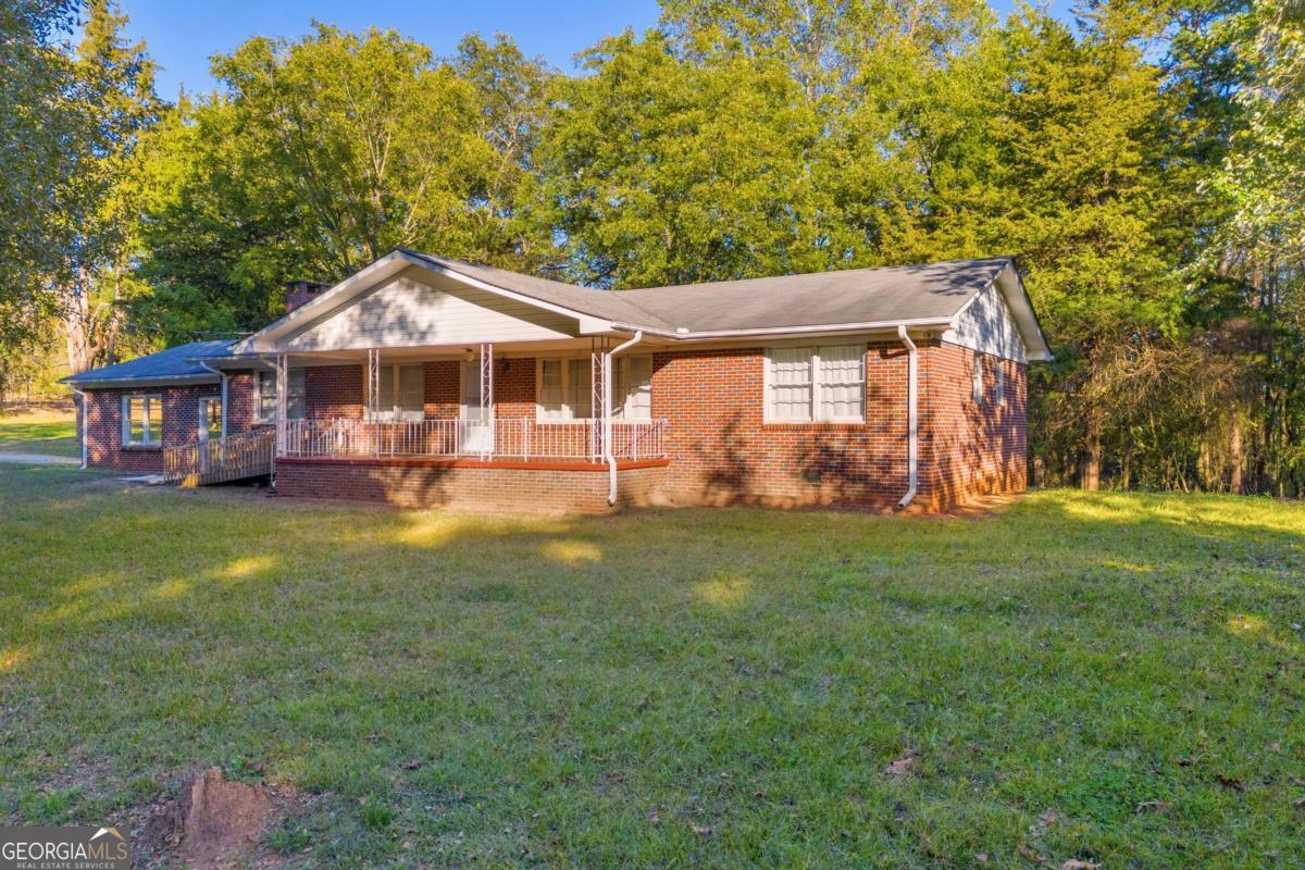 4638 Highway 63 Carnesville, GA 30521 - Photo 5 of 55 Gallery Image 5