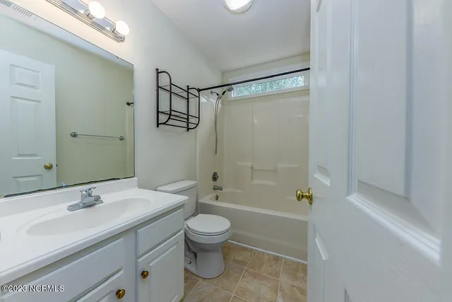 $2,000 | 212 Derby Park Avenue, New Bern, NC 28562