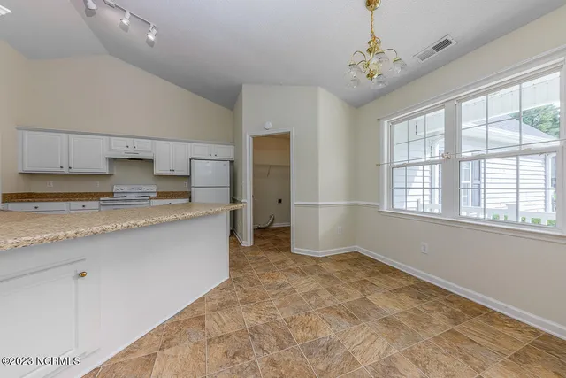 $2,000 | 212 Derby Park Avenue, New Bern, NC 28562