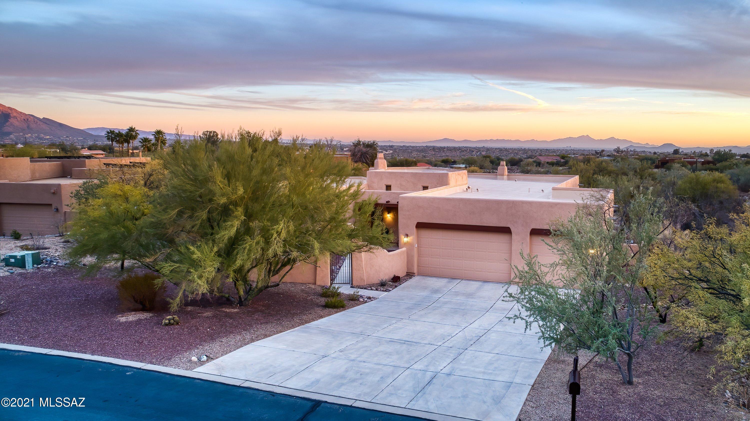 2425 West Oasis Road Oro Valley, AZ 85742 - Photo 5 of 36