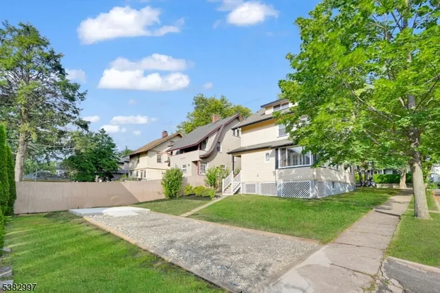 $969,999 | 195 Sylvan Street, Rutherford, NJ 07070