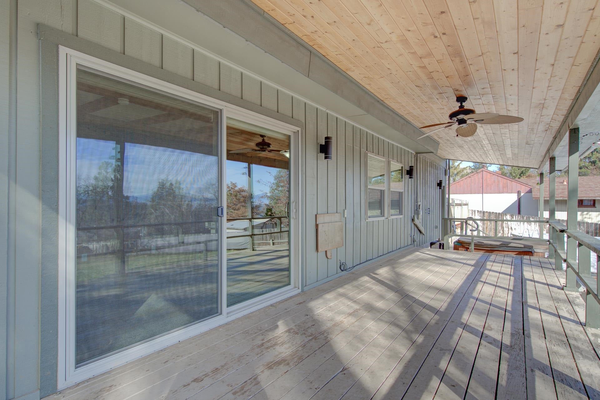 208 Humbug Road Yreka, CA 96097 - Photo 33 of 38 Gallery Image 33