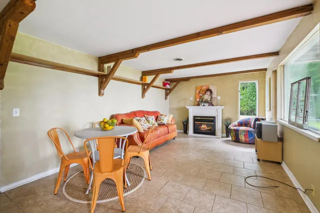 $749,500 | 640 Highway 96 West, Shoreview, MN 55126