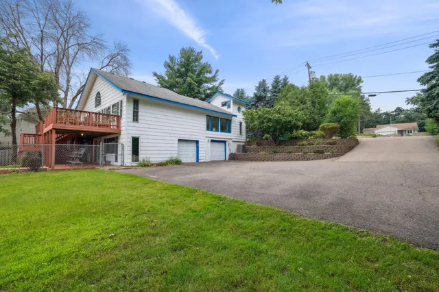 $749,500 | 640 Highway 96 West, Shoreview, MN 55126