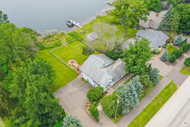 $749,500 | 640 Highway 96 West, Shoreview, MN 55126