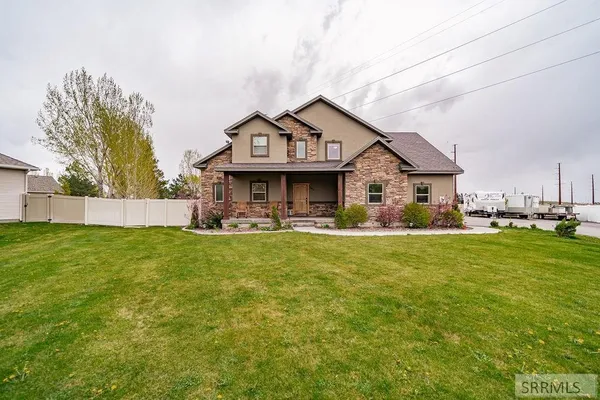 $725,000 | 2424 East Timberview Circle, Idaho Falls, ID 83401