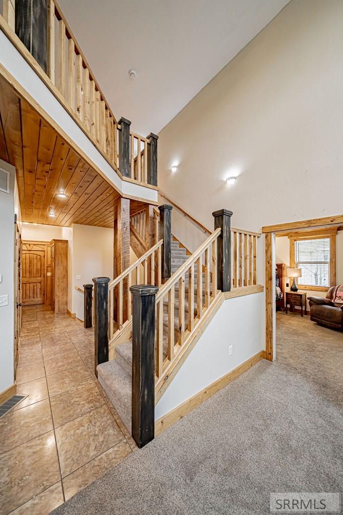2424 East Timberview Circle Idaho Falls, ID 83401 - Photo 14 of 107