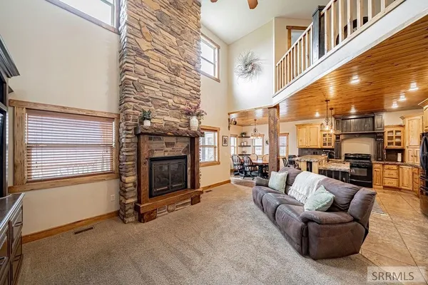 $725,000 | 2424 East Timberview Circle, Idaho Falls, ID 83401