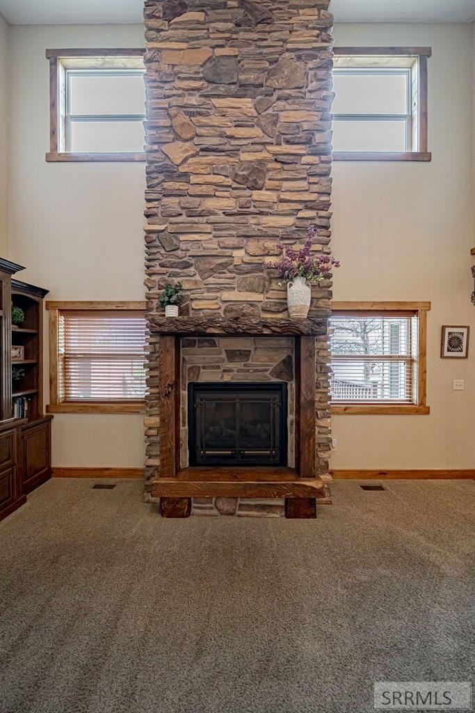 2424 East Timberview Circle Idaho Falls, ID 83401 - Photo 17 of 107