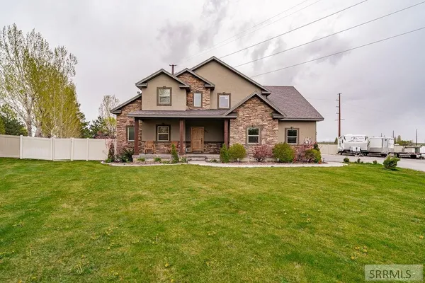 $725,000 | 2424 East Timberview Circle, Idaho Falls, ID 83401