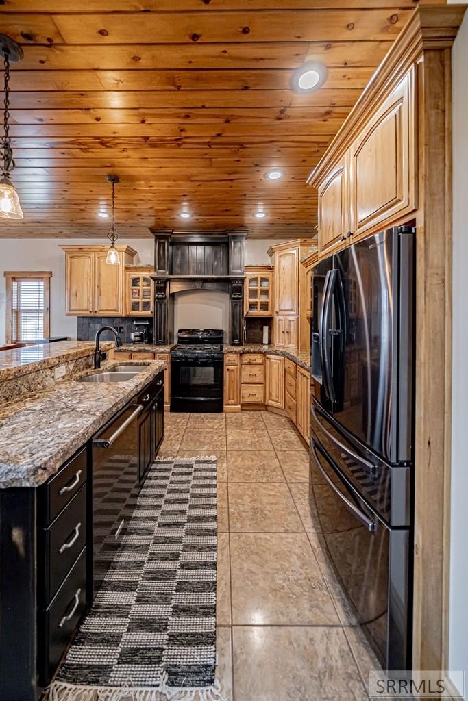 2424 East Timberview Circle Idaho Falls, ID 83401 - Photo 27 of 107