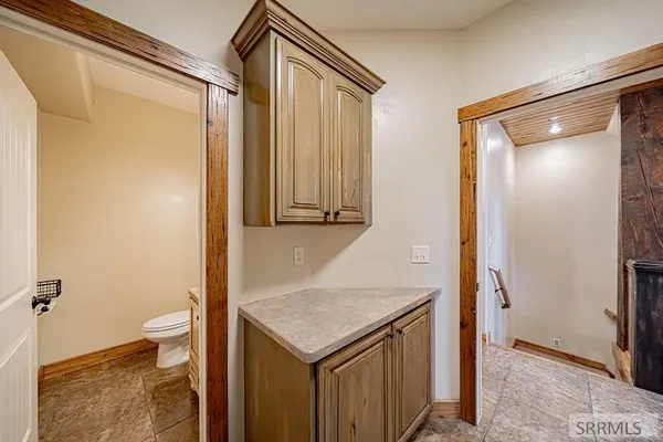 $725,000 | 2424 East Timberview Circle, Idaho Falls, ID 83401