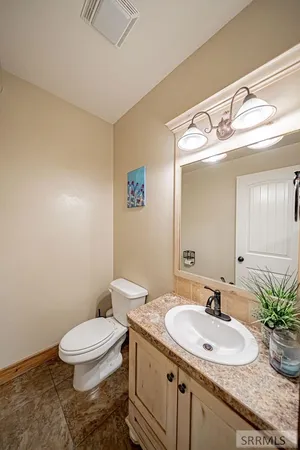 $725,000 | 2424 East Timberview Circle, Idaho Falls, ID 83401