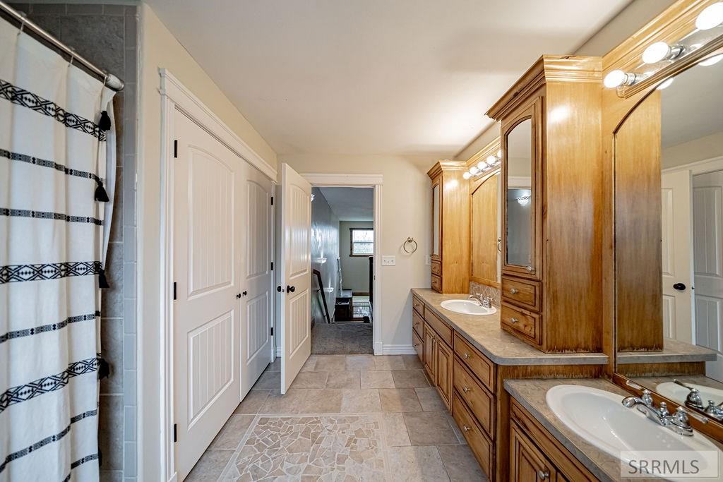 2424 East Timberview Circle Idaho Falls, ID 83401 - Photo 79 of 107