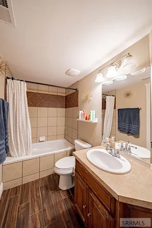 $725,000 | 2424 East Timberview Circle, Idaho Falls, ID 83401