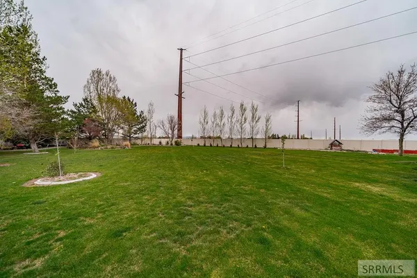 $725,000 | 2424 East Timberview Circle, Idaho Falls, ID 83401