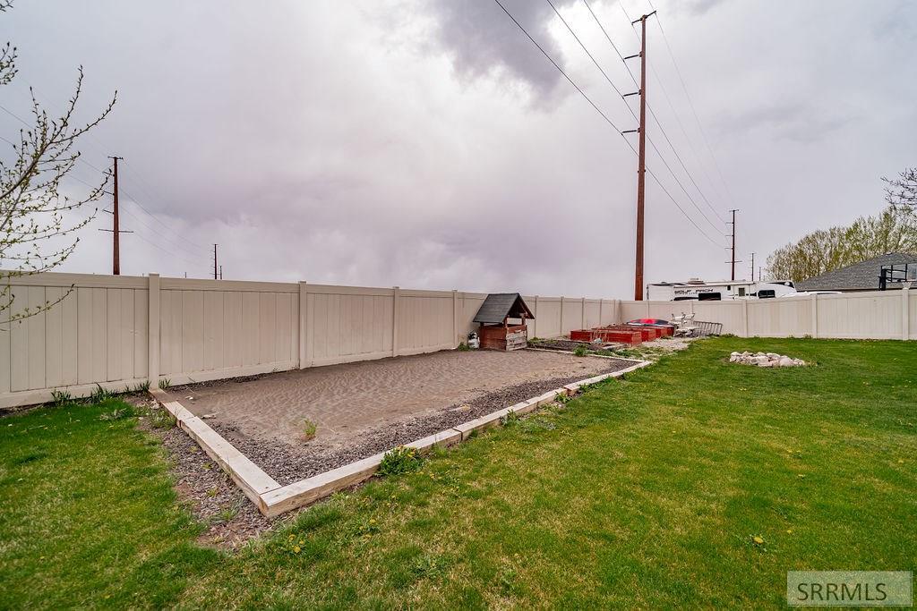 2424 East Timberview Circle Idaho Falls, ID 83401 - Photo 100 of 107
