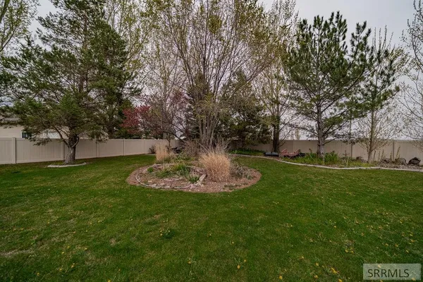 $725,000 | 2424 East Timberview Circle, Idaho Falls, ID 83401