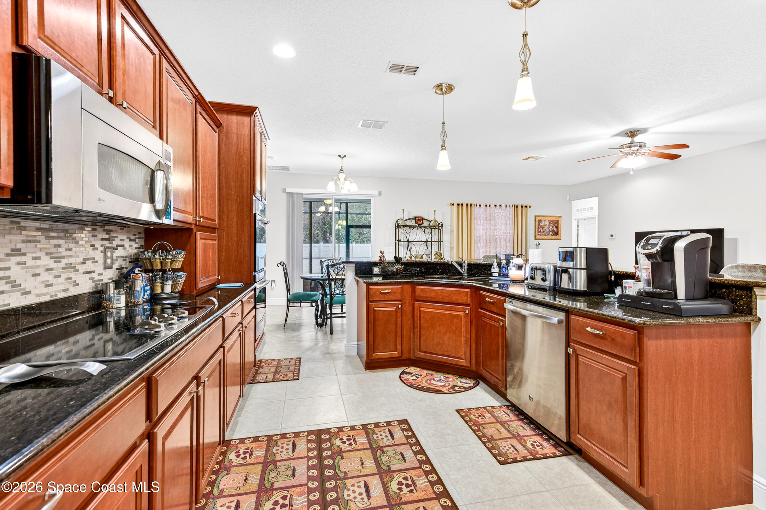 3347 Slate Street Melbourne, FL 32904 - Photo 20 of 48 Granite/Full Backsplash