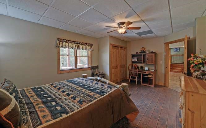 46 Fall View Road Blairsville, GA 30512 - Photo 32 of 50 Lower Level Bedroom