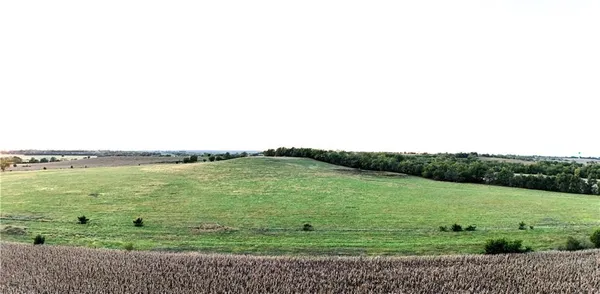 $753,000 | 2175 Louisiana Road, Ottawa, KS 66067