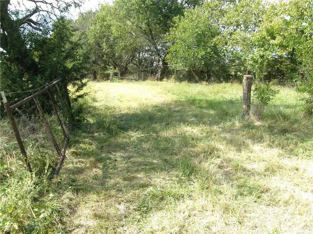 $820,820 | 2175 Louisiana Road, Ottawa, KS 66067