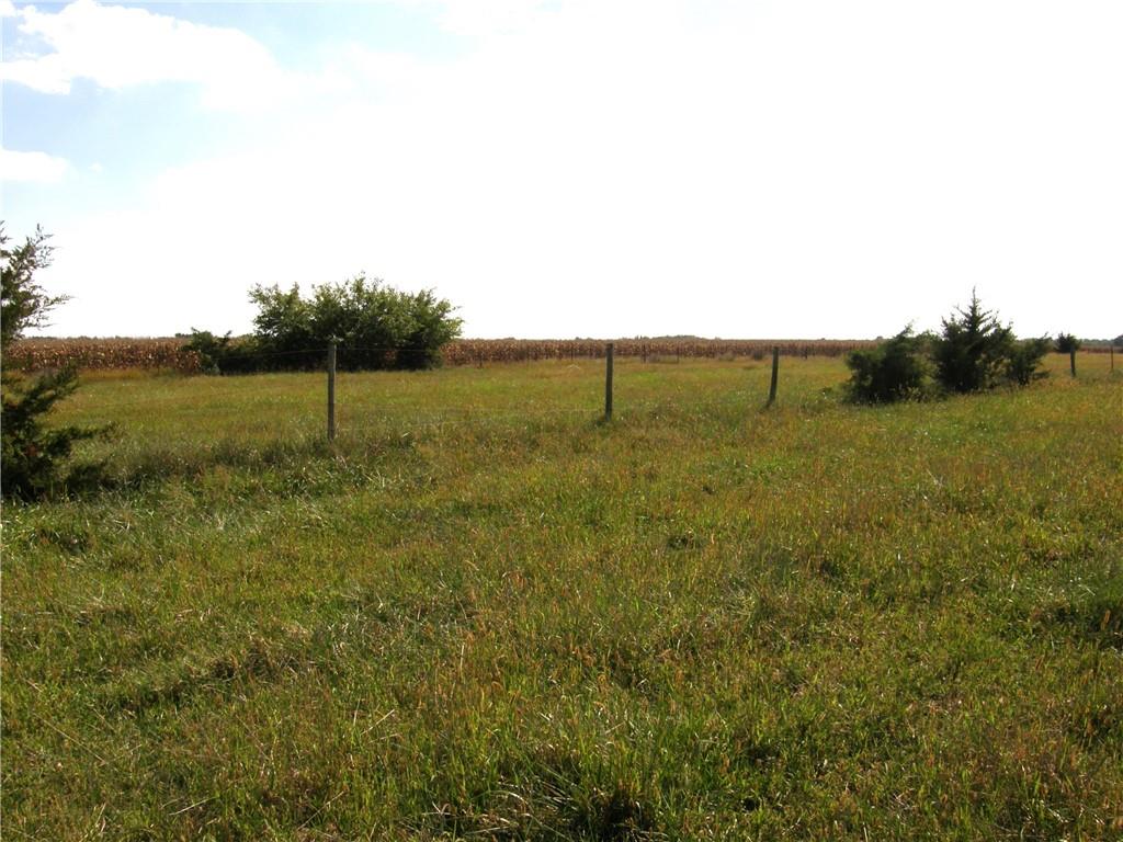 2175 Louisiana Road Ottawa, KS 66067 - Photo 9 of 30