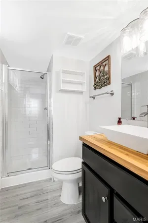 $300,000 | 727 Paschal Drive, Mehlville, MO 63125