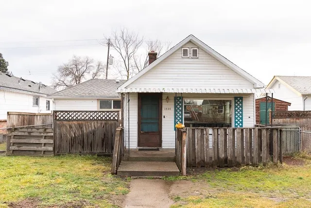 $224,500 | 1230 East Longfellow Avenue, Spokane, WA 99207
