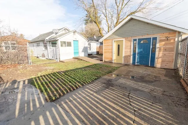 $224,500 | 1230 East Longfellow Avenue, Spokane, WA 99207