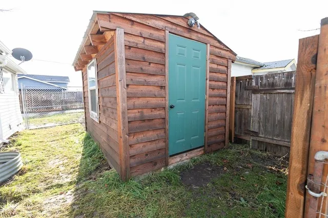 $224,500 | 1230 East Longfellow Avenue, Spokane, WA 99207