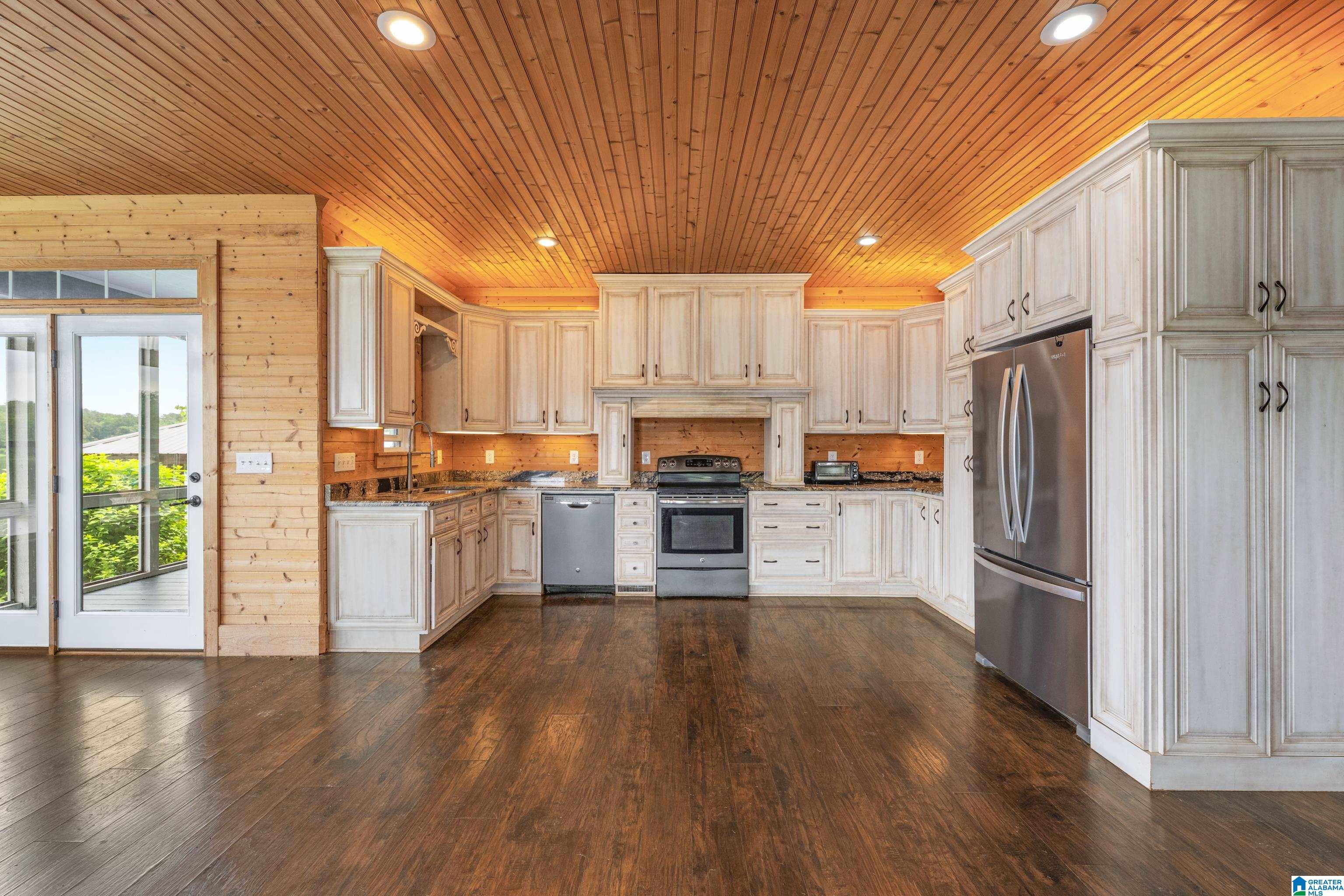 168 Layke Pointe Clanton, AL 35046 - Photo 22 of 64