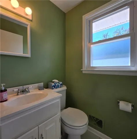 $250,000 | 79 Drake Drive, Irondequoit, NY 14617