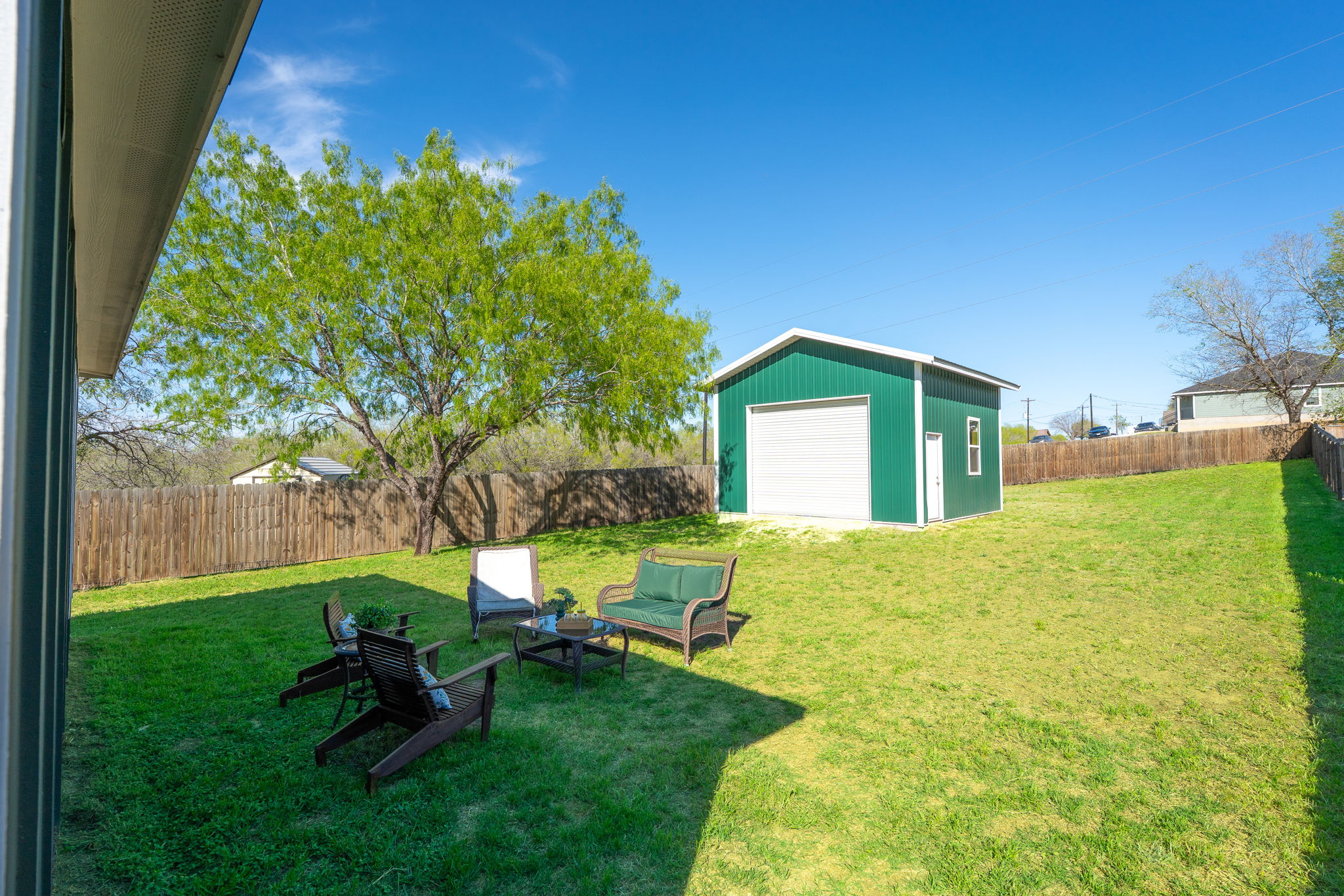 224 Spruce Avenue Luling, TX 78648 - Photo 22 of 32
