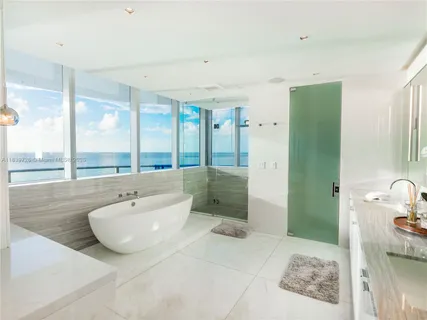 $5,250,000 | 17475 Collins Avenue, Unit 1001, Sunny Isles Beach, FL 33160