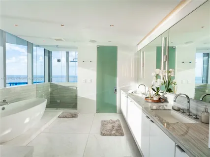 $5,250,000 | 17475 Collins Avenue, Unit 1001, Sunny Isles Beach, FL 33160