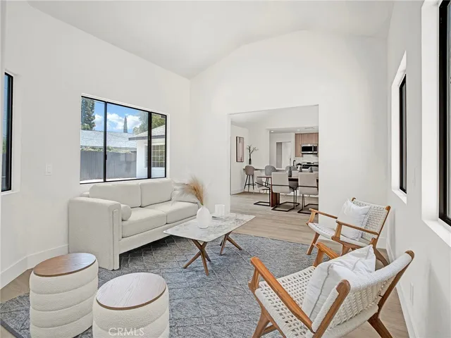 $5,500 | 731 Calle Nogal, Thousand Oaks, CA 91360