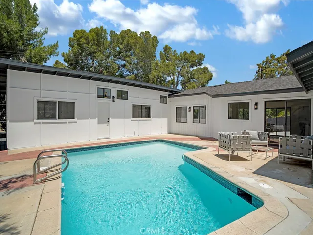 $5,500 | 731 Calle Nogal, Thousand Oaks, CA 91360