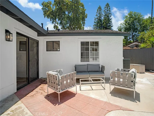 $5,500 | 731 Calle Nogal, Thousand Oaks, CA 91360