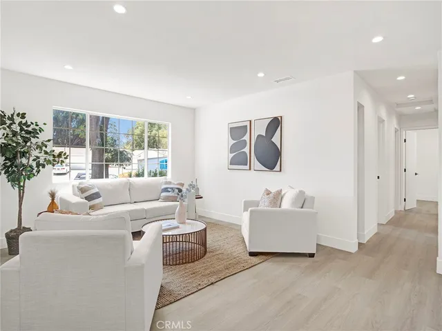 $5,500 | 731 Calle Nogal, Thousand Oaks, CA 91360