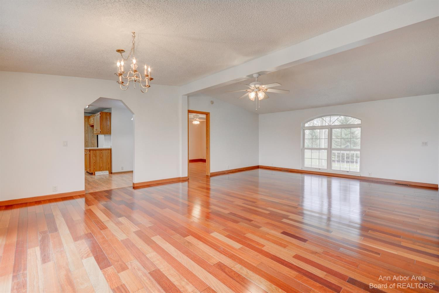 6800 Daly Road Dexter, MI 48130 - Photo 3 of 34 Photo 3