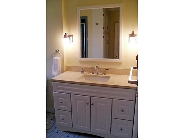 10 George W Finnerty Road Barrington, RI 02806 - Photo 11 of 20 Gallery Image 11