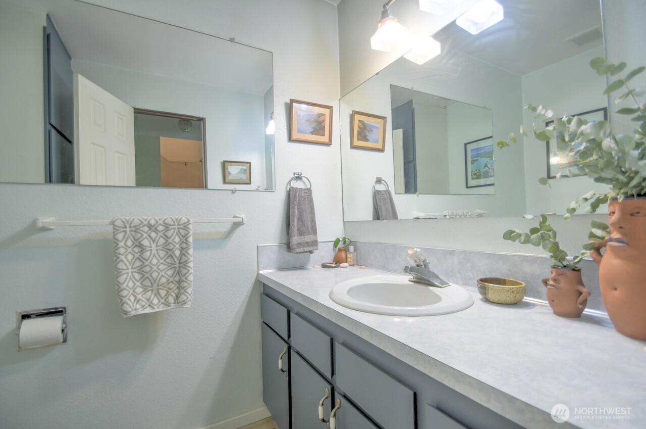 7411 Fairview Road Southwest, Unit 24 Olympia, WA 98512 - Photo 9 of 24