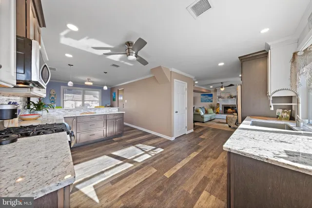 $834,900 | 4 Kansas Road, Little Egg Harbor, NJ 08087