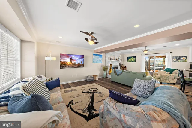 $834,900 | 4 Kansas Road, Little Egg Harbor, NJ 08087