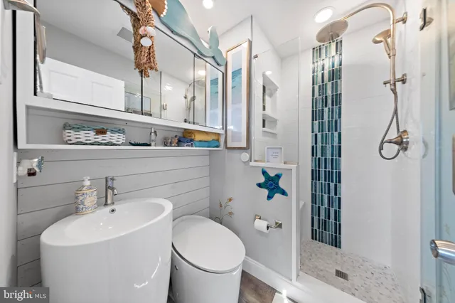 $834,900 | 4 Kansas Road, Little Egg Harbor, NJ 08087