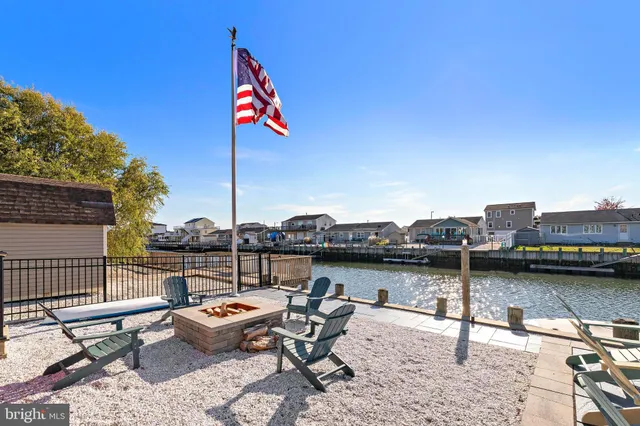 $834,900 | 4 Kansas Road, Little Egg Harbor, NJ 08087