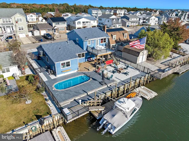 $834,900 | 4 Kansas Road, Little Egg Harbor, NJ 08087