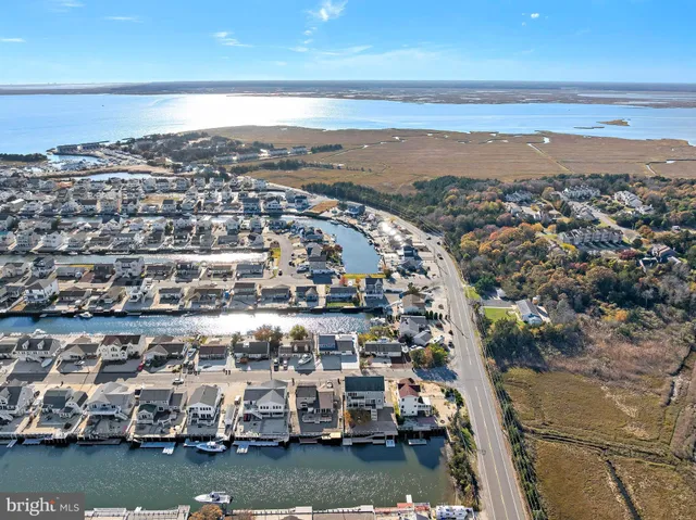 $834,900 | 4 Kansas Road, Little Egg Harbor, NJ 08087